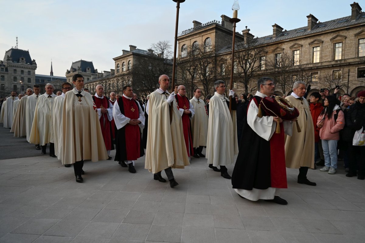 Retour de la Couronne d'épines à Notre-Dame de Paris. © Marie-Christine Bertin / Diocèse de Paris.