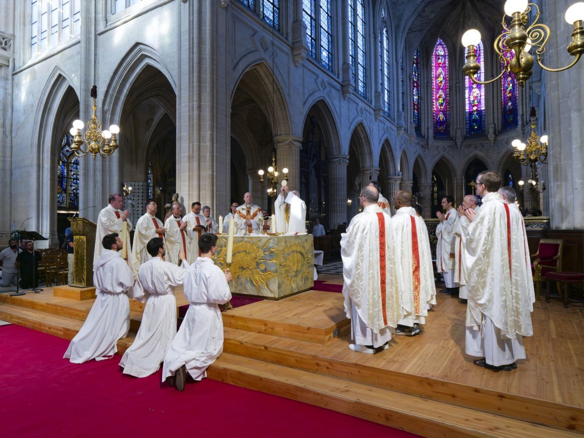 Messe et veillée de prière pour les vocations 2026. © Yannick Boschat / Diocèse de Paris.