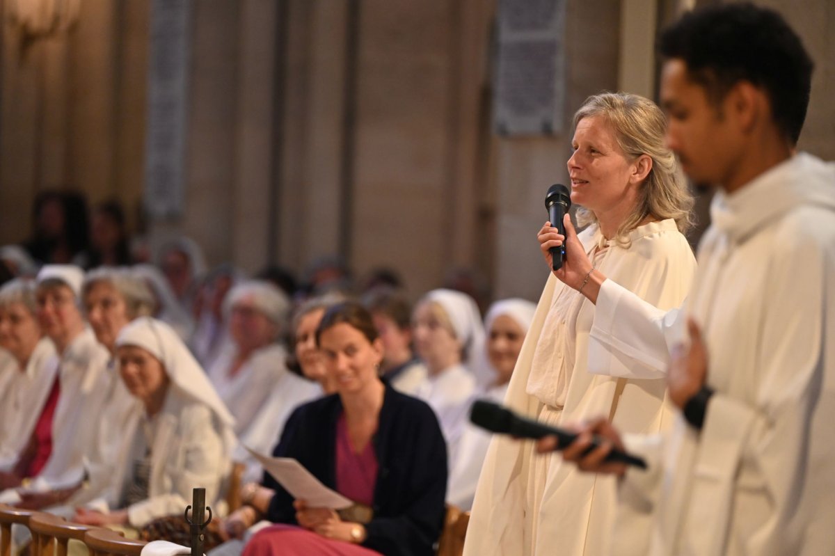 Consécration dans l'Ordre des Vierges 2026. © Marie-Christine Bertin / Diocèse de Paris.