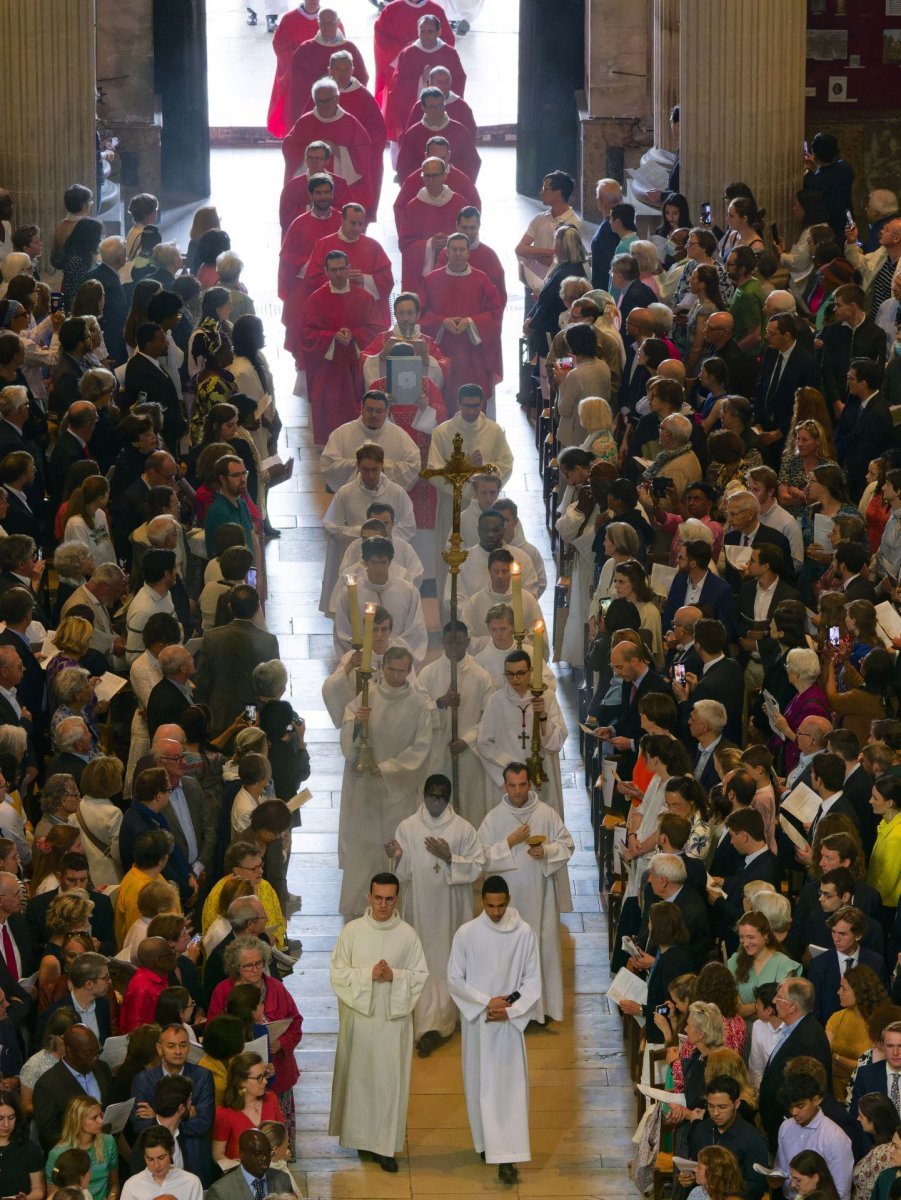 Ordination sacerdotale 2024. © Yannick Boschat / Diocèse de Paris.