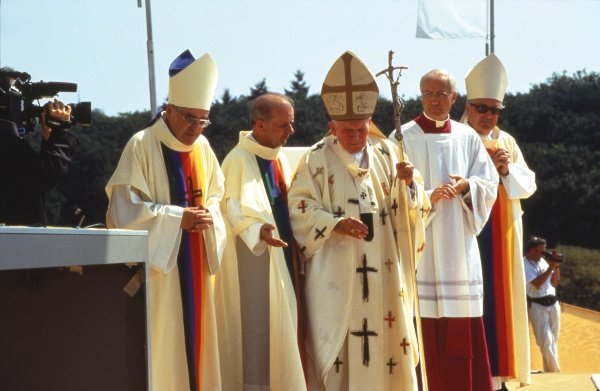 Jean-Paul II aux JMJ de 1997 à Paris. © Denis Metzinger.