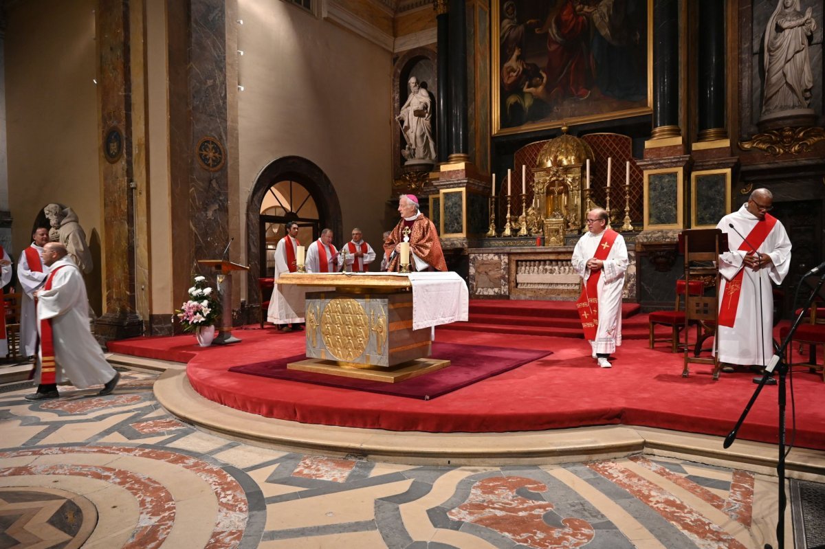 Messe de rentrée en la fête de la Saint-Luc. © Marie-Christine Bertin / Diocèse de Paris.