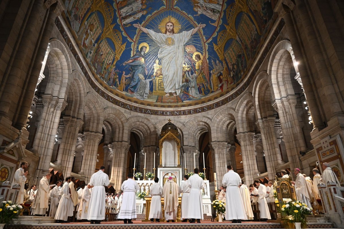 Ordinations diaconales en vue du sacerdoce. © Marie-Christine Bertin / Diocèse de Paris.