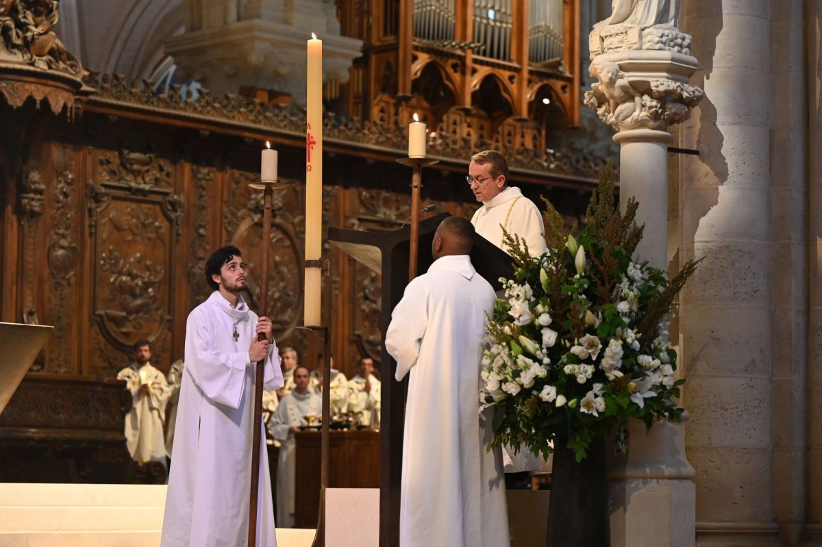 Consécration dans l'Ordre des Vierges 2025. © Marie-Christine Bertin / Diocese de Paris.