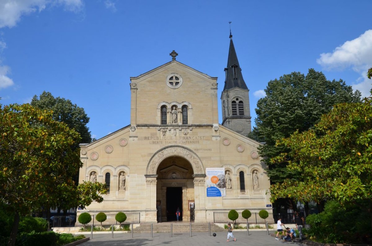 Messe à la mémoire de Mgr Surat. © Michel Pourny / Diocèse de Paris.